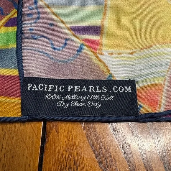 Colorful Geometric Pattern Scarf - Picture 2 of 6